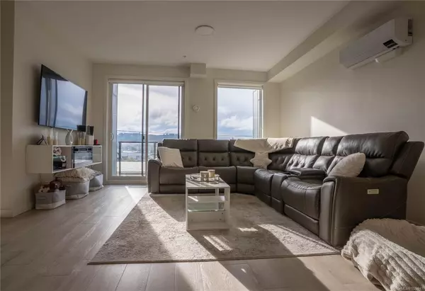 Langford, BC V9B 2T8,842 Orono Ave #403