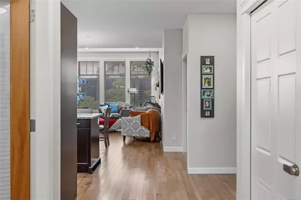 Nanaimo, BC V9V 0A3,4921 Coral Way #103