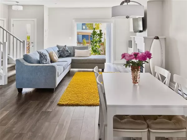 Langford, BC V9B 3R6,2727 Celestial Crt