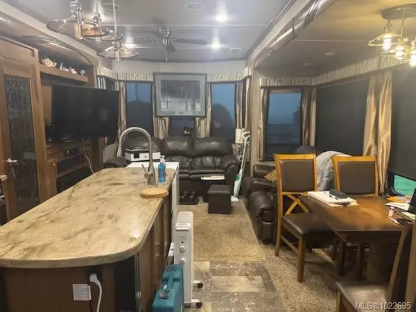 Bowser, BC V0R 1G0,6901 Island Hwy #1