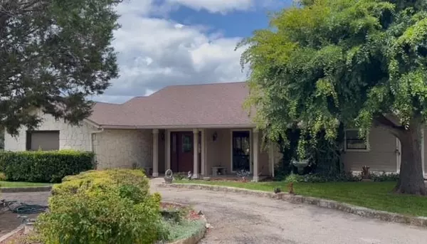 300 Summit Ridge Road, Burnet, TX 78611