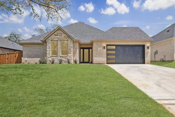 707 Ross Trail, Arlington, TX 76012
