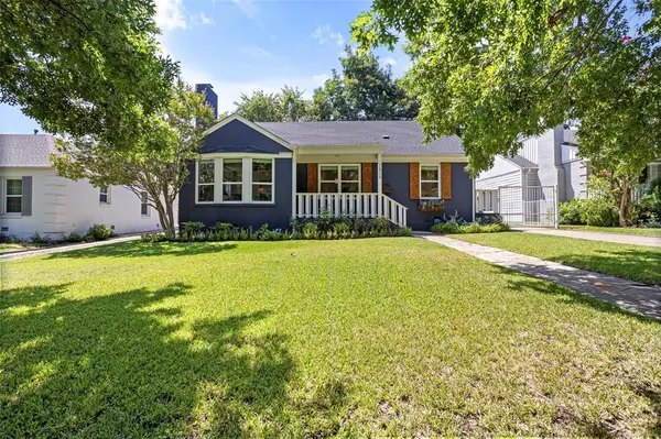 3809 Lenox Drive, Fort Worth, TX 76107