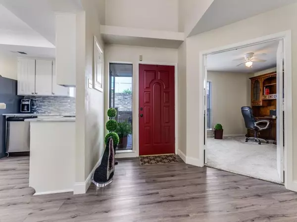 Dallas, TX 75252,6014 Glen Heather Drive