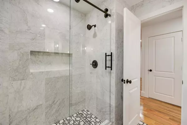 Mabank, TX 75156,107 E Bayside Drive