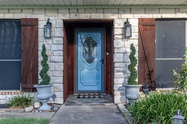 Gunter, TX 75058,1642 Texas Longhorn Trail