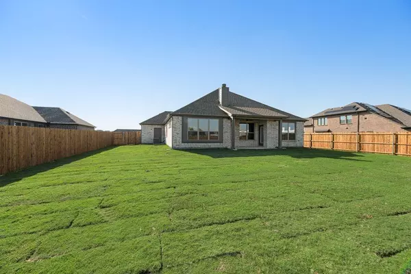 Pilot Point, TX 76258,597 Mbs Way