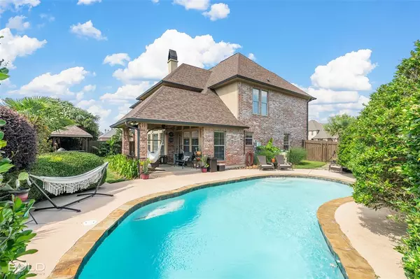 10040 Loveland Court, Shreveport, LA 71106