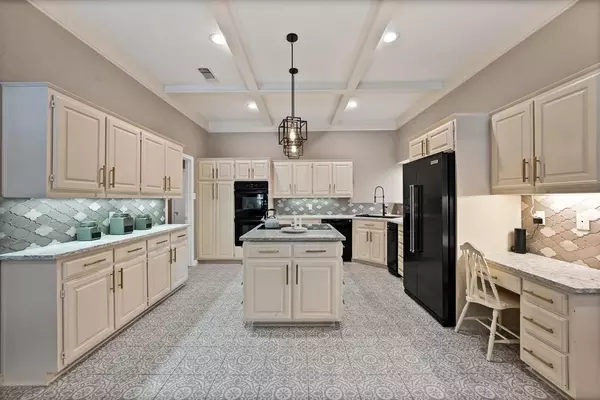 Arlington, TX 76006,2907 Arbor Oaks Drive