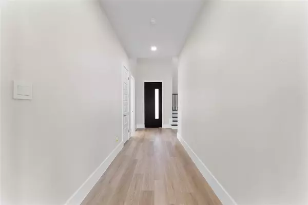 Burleson, TX 76028,3415 Olympia Fields Drive