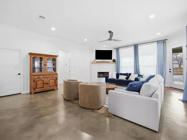 Fort Worth, TX 76126,8236 Loar Court