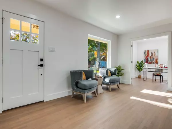 Dallas, TX 75214,6611 Blessing Drive