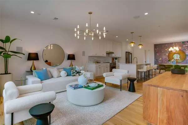 Dallas, TX 75206,7207 Gaston Avenue #604