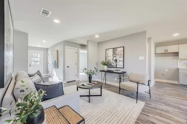 Dallas, TX 75228,2820 Andrea Lane