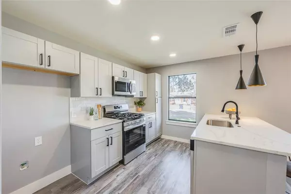 Dallas, TX 75228,2820 Andrea Lane