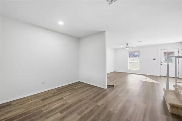 Euless, TX 76039,73 Winchester Drive