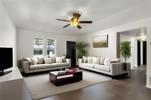 Burleson, TX 76028,441 White Oak Lane