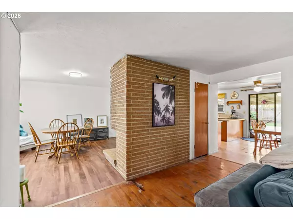 Eugene, OR 97404,1742 MAYWOOD AVE