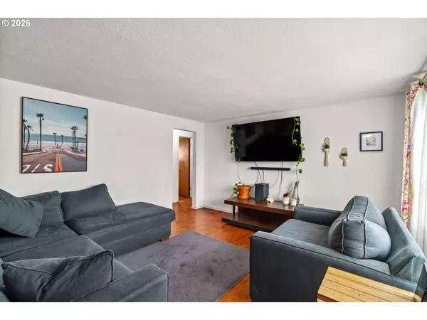 Eugene, OR 97404,1742 MAYWOOD AVE