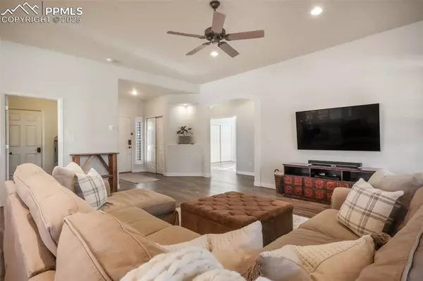 Colorado Springs, CO 80920,3215 Hollycrest DR