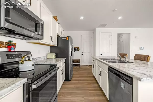 Pueblo, CO 81001,1745 Manassa ST