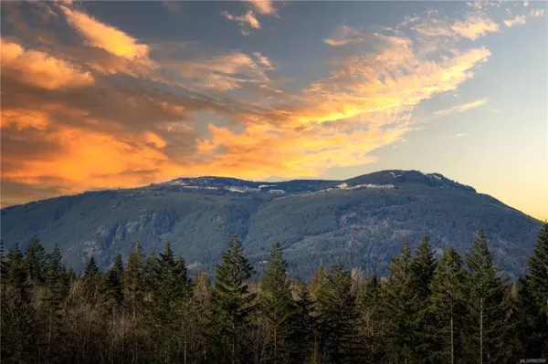 Chemainus, BC V0R 1K4,3499 Henry Rd #104