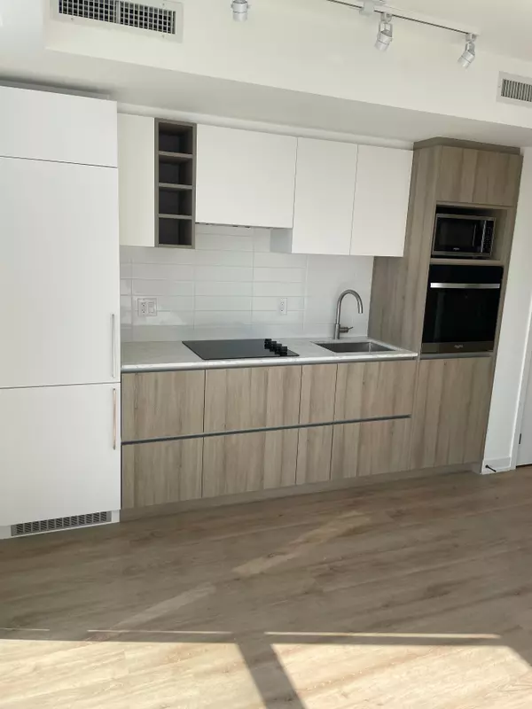 Toronto C08, ON M5B 0C8,319 Jarvis ST #3712