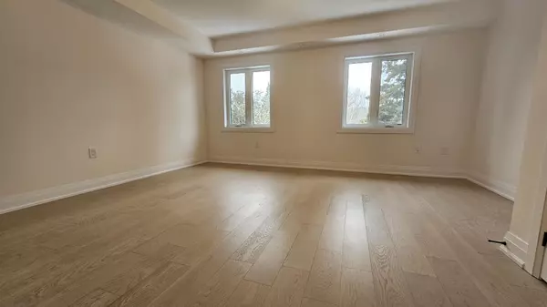 Clarington, ON L1B 1J2,75 Marret LN