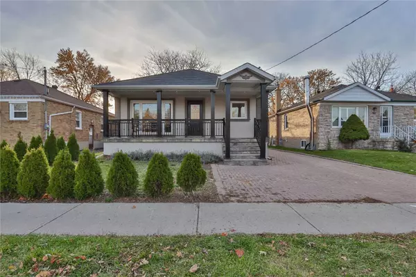 Toronto E04, ON M1R 3Y1,100 Ellington DR #Lower