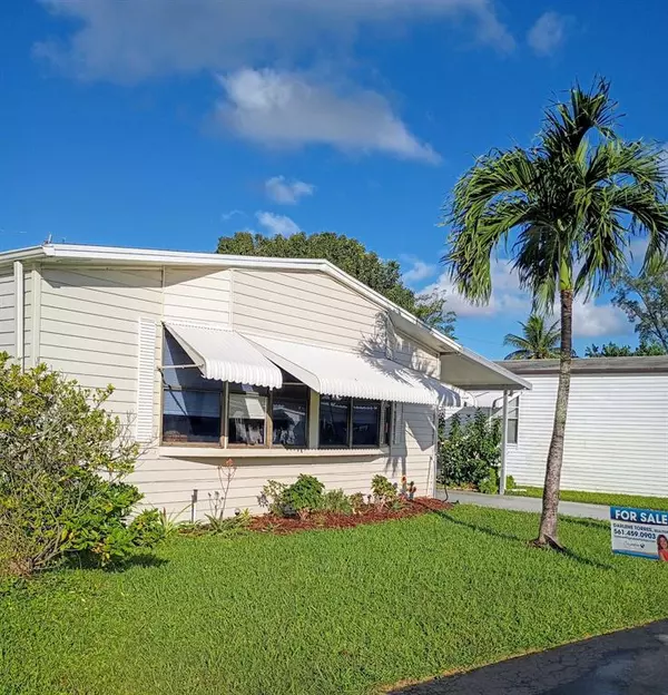 Lantana, FL 33462,3353 Lake Overlook Pl