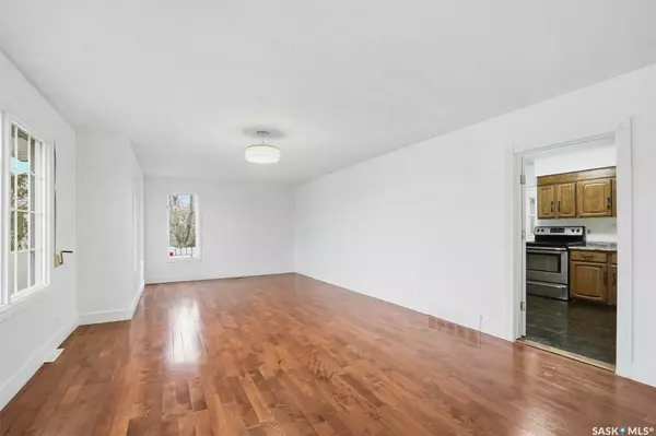 Saskatoon, SK S7L 3R4,1424 Faulkner CRESCENT