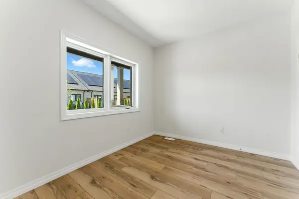 Norfolk, ON N3Y 0E3,18 Painted Skimmer PL