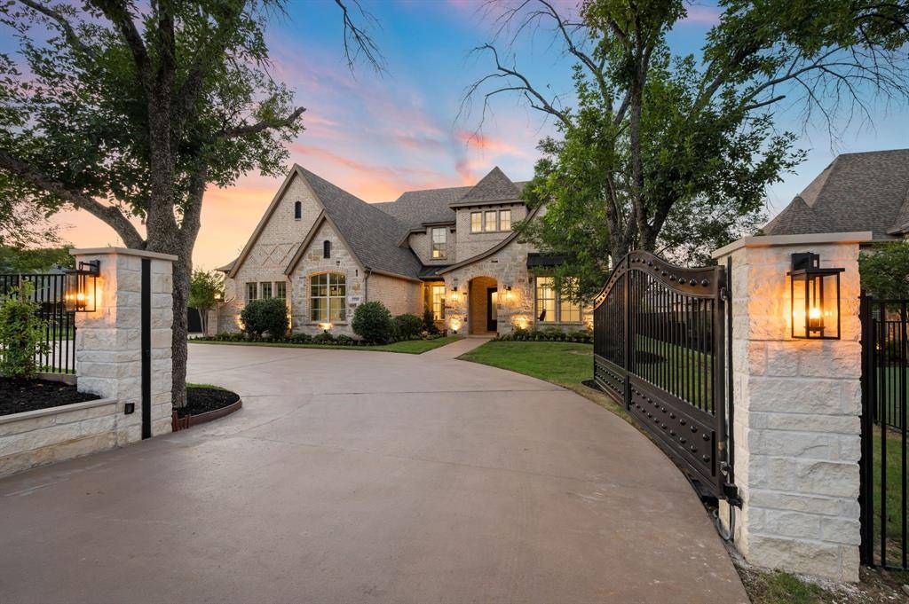320 W Highland Street, Southlake, TX 76092