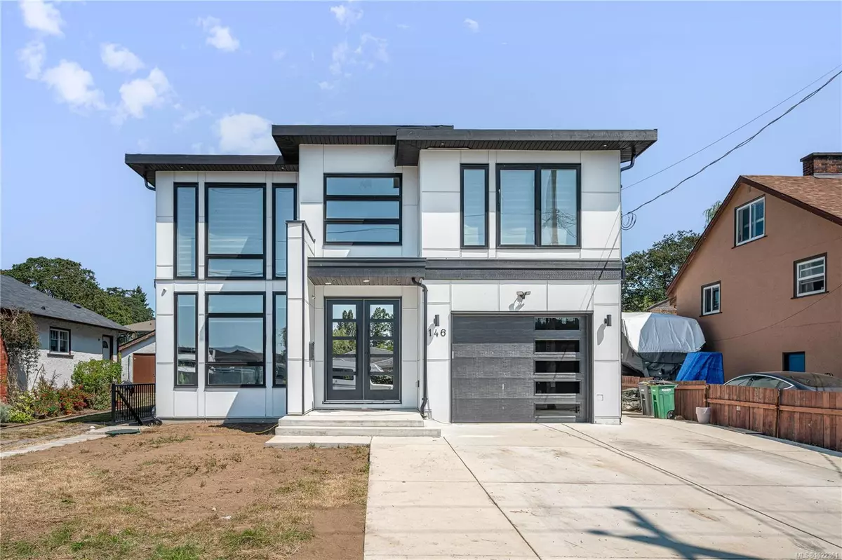 Saanich, BC V8Z 1T6,146 Cadillac Ave