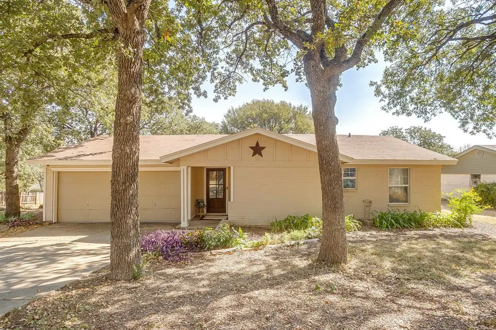 North Richland Hills, TX 76182,7036 Crabtree Lane