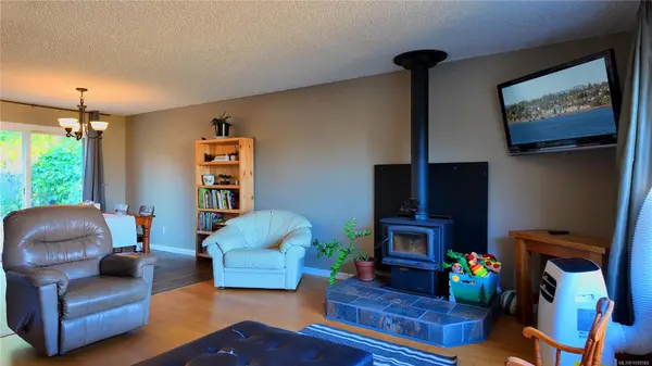 Campbell River, BC V9W 6X6,3000 Country Close