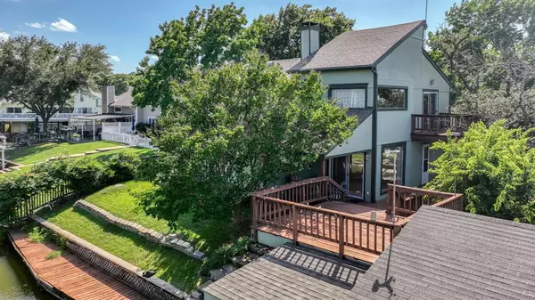 Azle, TX 76020,696 Harbor Drive N