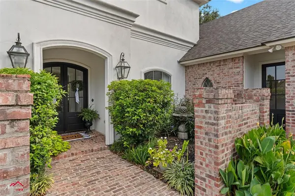 Bossier City, LA 71111,509 Secret Cove