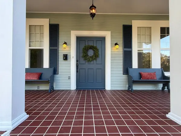 Shreveport, LA 71106,957 Unadilla Street