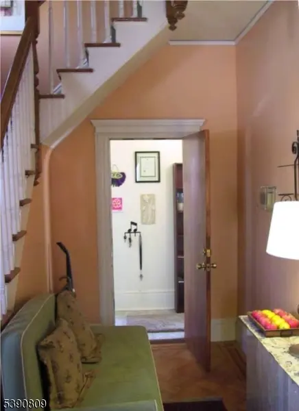 Bloomfield Twp., NJ 07003,177 Ashland Ave #2