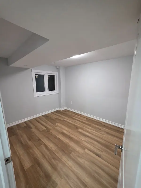 Toronto E07, ON M1V 3C9,9 Boxdene AVE