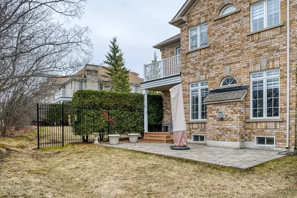 Aurora, ON L4G 7Z7,59 Stonecliffe CRES