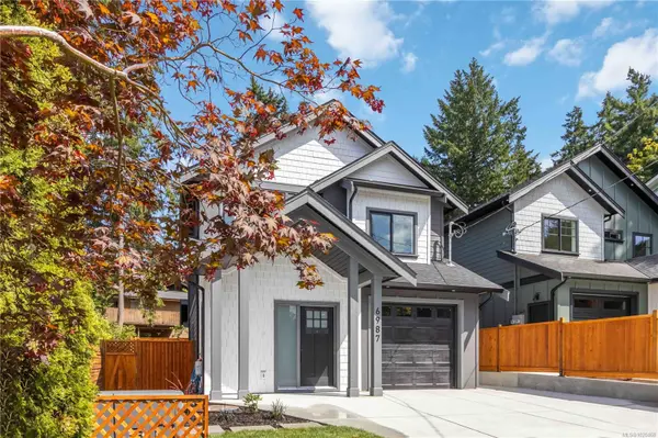 6987 Hagan Rd, Central Saanich, BC V8M 1B3