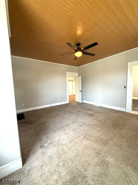 Somerville Boro, NJ 08876,147 S Bridge St