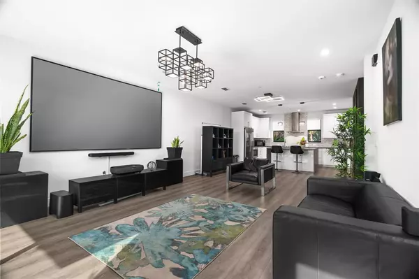 Wilton Manors, FL 33305,553 NE 21 #553