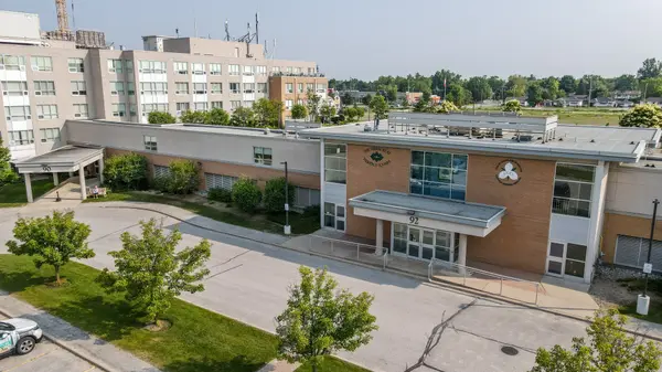 90 Dean AVE #101, Barrie, ON L4N 0M3