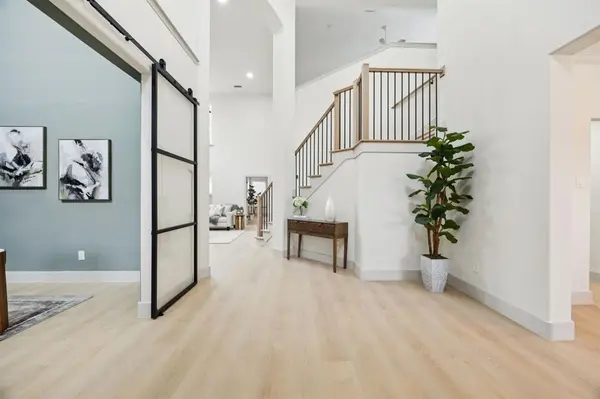 Plano, TX 75025,2437 Clear Field Drive