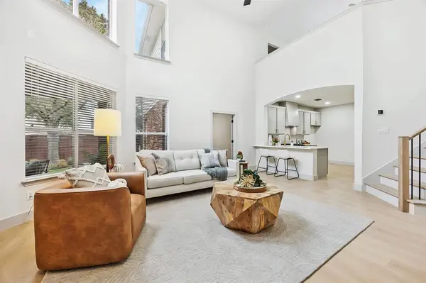 Plano, TX 75025,2437 Clear Field Drive