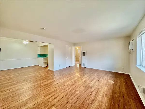 Dallas, TX 75206,5717 Mccommas Boulevard #H