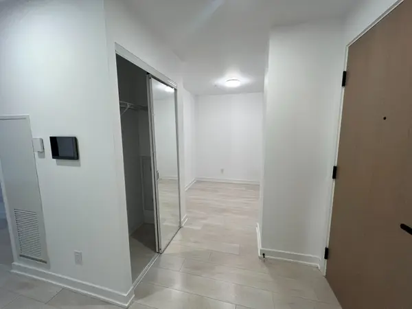 Toronto C08, ON M5A 0W7,5 Defries ST N #208